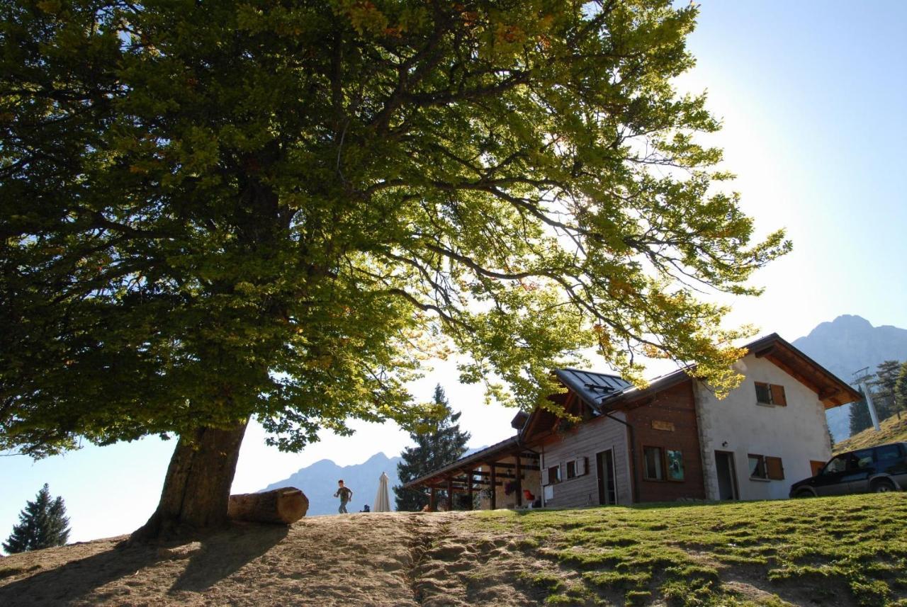 Hotel Piccola Baita Molveno Exterior foto